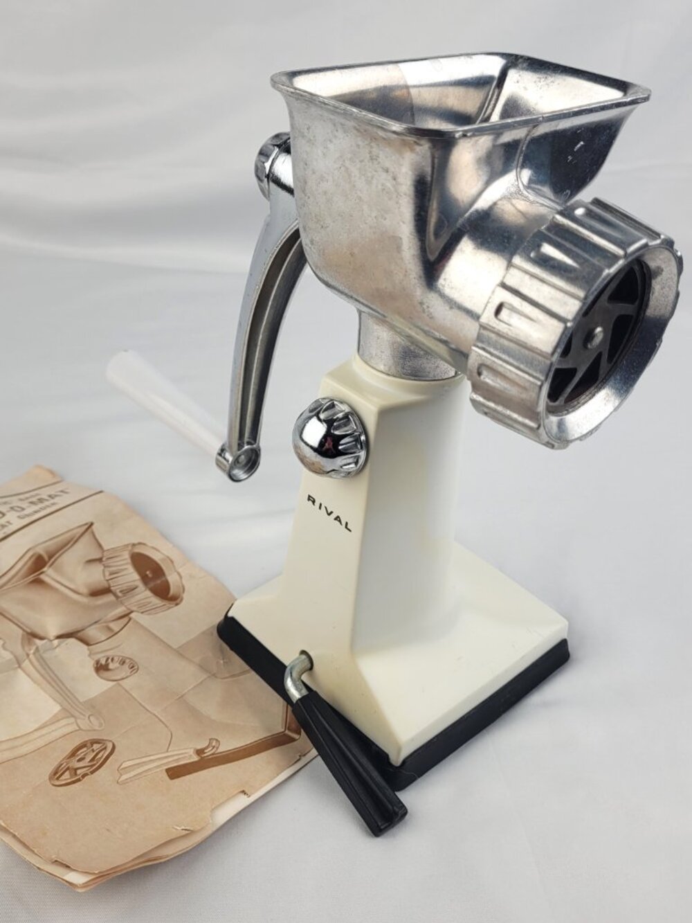 Vintage RIVAL GRIND O MAT 303 Countertop Manual Vegetable Chopper -No Meat Blade